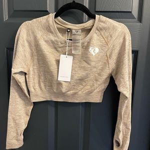 Women's Best cropped work out long sleeve top